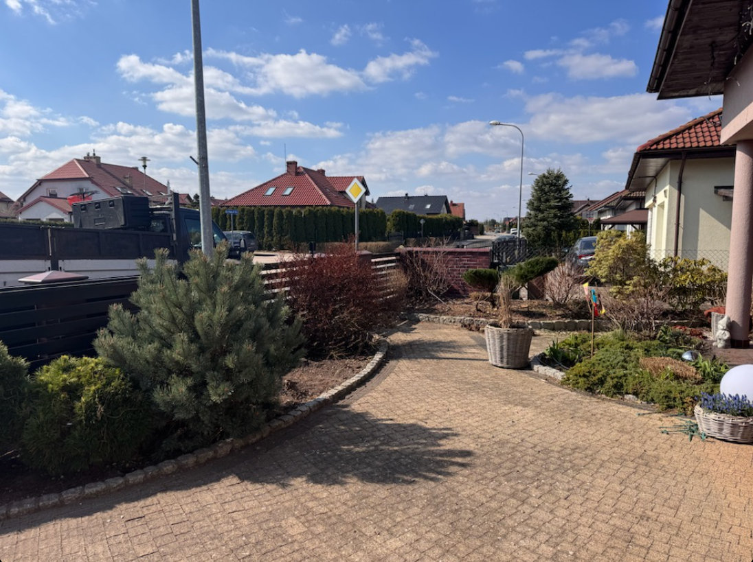 Obrzeża granitowe rabaty
